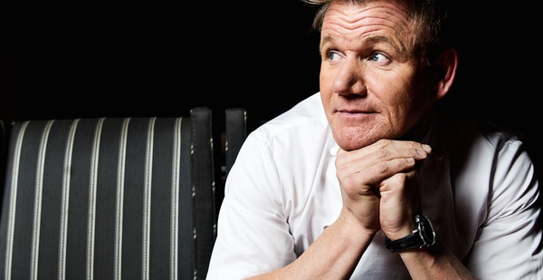 Học siêu đầu bếp Gordon Ramsay 5 mẹo nấu nướng "thần sầu"