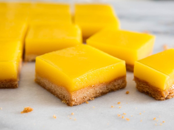 Lemon bars – bánh chanh vàng óng như ánh mặt trời - Ảnh 1.