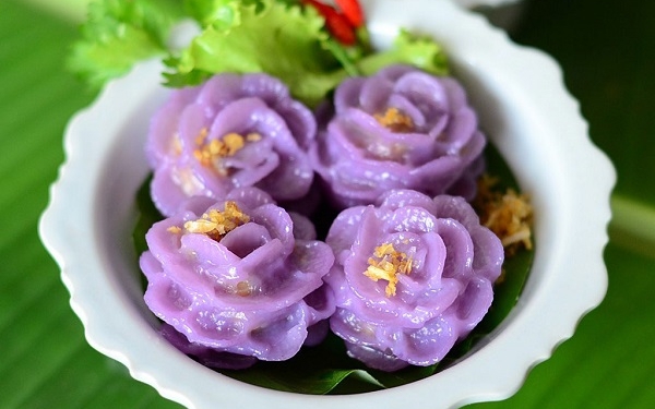 Hướng dẫn cách làm bánh bột lọc hoa kiểu Thái đẹp mê mẩn