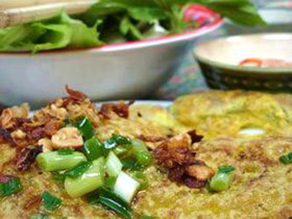 “Vietnamese pancake” dưới con mắt khám phá của cậu bạn người Mỹ