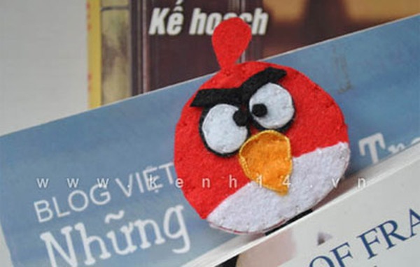 Angry Bird đánh dấu trang sách cực kì "cute"