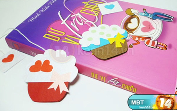 Bộ bookmark cupcake sắc màu cho teen no mắt