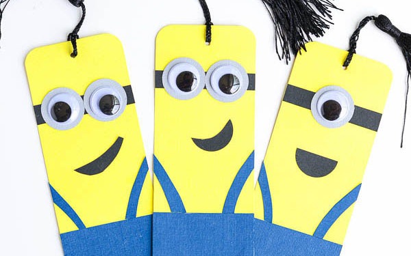 Minions hóa bookmark đáng yêu giữ trang sách cho bạn