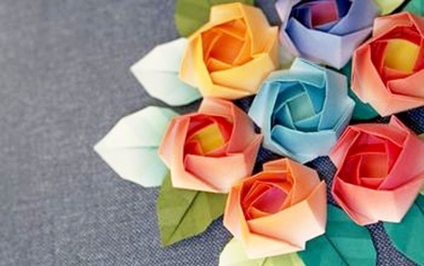 Tỏ tình với hoa hồng origami nhỏ xinh