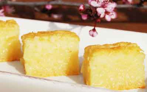 Làm "butter mochi" thơm phức của người Hawaii