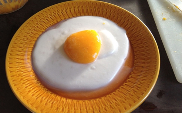 Pudding xoài hình trứng ốp la ngộ nghĩnh chào ngày mới