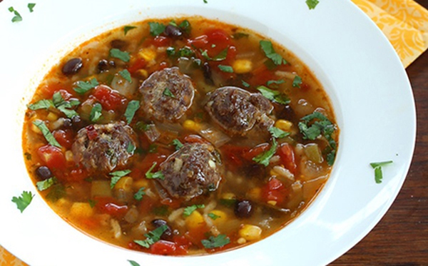 Nấu súp thịt viên dễ ăn cho ngày nắng nóng