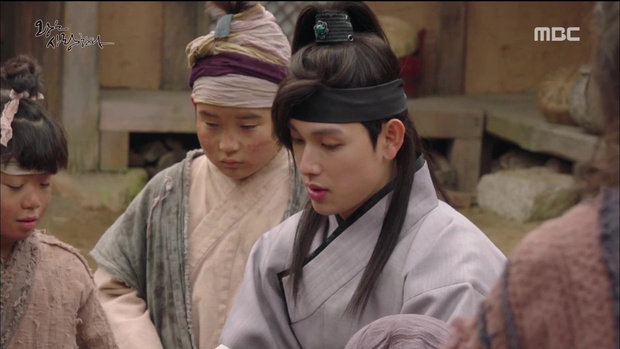 Nhìn cách Siwan miêu tả ngoại hình của Yoona, ai cũng thấy... sai sai - Ảnh 15. Nhìn cách Siwan miêu tả ngoại hình của Yoona, ai cũng thấy... sai sai - Ảnh 15.
