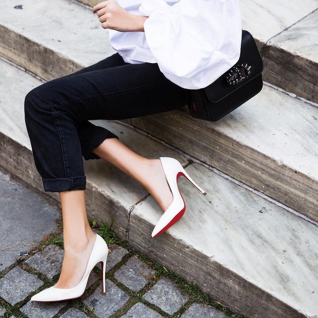 Lý do những đôi giày cao gót Christian Louboutin trứ danh lại có đế màu đỏ độc nhất vô nhị - Ảnh 1. Lý do những đôi giày cao gót Christian Louboutin trứ danh lại có đế màu đỏ độc nhất vô nhị - Ảnh 1.