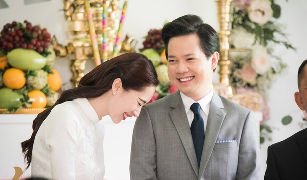 Hé lộ thiệp cưới giản dị của cặp đôi Hoa hậu Đặng Thu Thảo và doanh nhân Trung Tín - Ảnh 2. Hé lộ thiệp cưới giản dị của cặp đôi Hoa hậu Đặng Thu Thảo và doanh nhân Trung Tín - Ảnh 2.