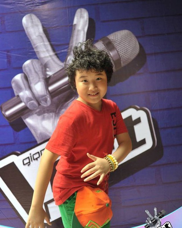 Không thể nhận ra đây là cậu bé Hoàng Anh Doremon đáng yêu của The Voice Kids ngày nào! - Ảnh 4. Không thể nhận ra đây là cậu bé Hoàng Anh Doremon đáng yêu của The Voice Kids ngày nào! - Ảnh 4.