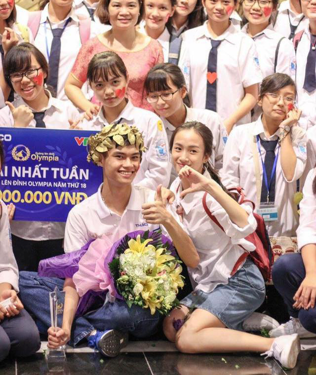 Nỗi lòng của 17 cô nàng bị dính bả em gái nuôi của crush - Ảnh 1. Nỗi lòng của 17 cô nàng bị dính bả em gái nuôi của crush - Ảnh 1.