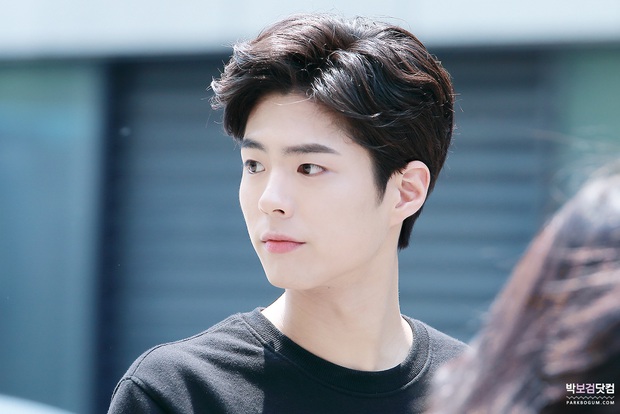 Nam chính Bad Genius được lùng sục gắt gao: Đích thị là soái ca áo trắng năm xưa chúng ta cùng theo đuổi! - Ảnh 4. Nam chính Bad Genius được lùng sục gắt gao: Đích thị là soái ca áo trắng năm xưa chúng ta cùng theo đuổi! - Ảnh 4.