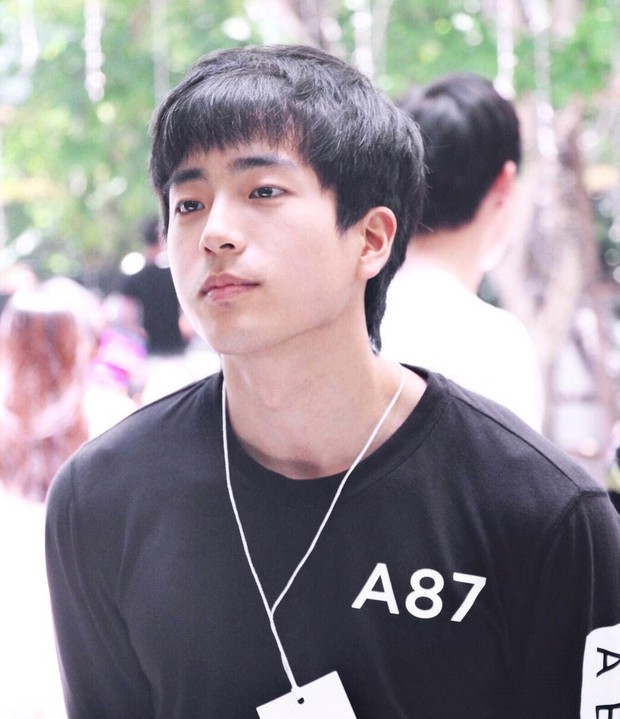 Nam chính Bad Genius được lùng sục gắt gao: Đích thị là soái ca áo trắng năm xưa chúng ta cùng theo đuổi! - Ảnh 8. Nam chính Bad Genius được lùng sục gắt gao: Đích thị là soái ca áo trắng năm xưa chúng ta cùng theo đuổi! - Ảnh 8.