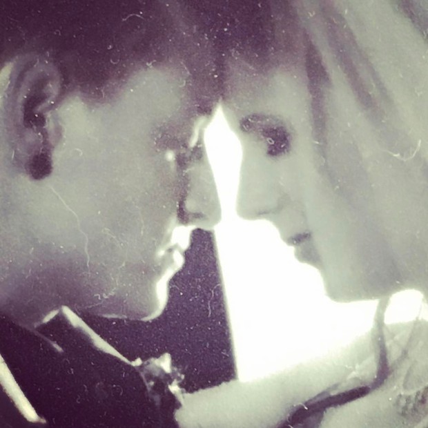 Nhìn cuộc sống gia đình hạnh phúc của Chester (Linkin Park) trước đây, chẳng ai ngờ anh sẽ rơi vào bi kịch tự tử - Ảnh 19.