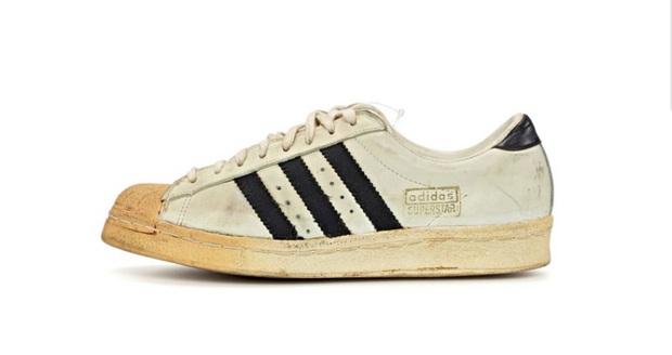 Hender Scheme x adidas Originals: Dòng collab với 3 thiết kế giày trứ danh khiến người ta muốn mua không cần suy nghĩ - Ảnh 5. Hender Scheme x adidas Originals: Dòng collab với 3 thiết kế giày trứ danh khiến người ta muốn mua không cần suy nghĩ - Ảnh 5.
