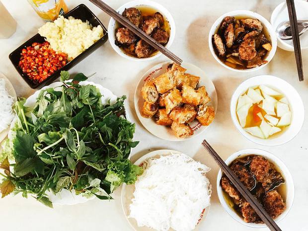 10 món ăn đường phố Việt Nam được CNN hết lời khen ngợi - Ảnh 5.