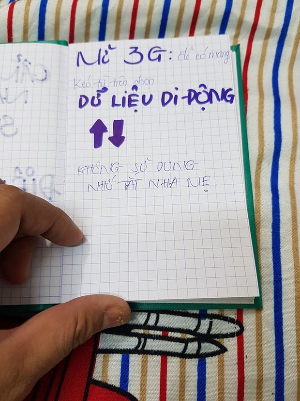 Cay mắt với cuốn cẩm nang hướng dẫn dùng điện thoại cho mẹ và bức thư con gái gửi ba nơi thiên đường - Ảnh 7. Cay mắt với cuốn cẩm nang hướng dẫn dùng điện thoại cho mẹ và bức thư con gái gửi ba nơi thiên đường - Ảnh 7.