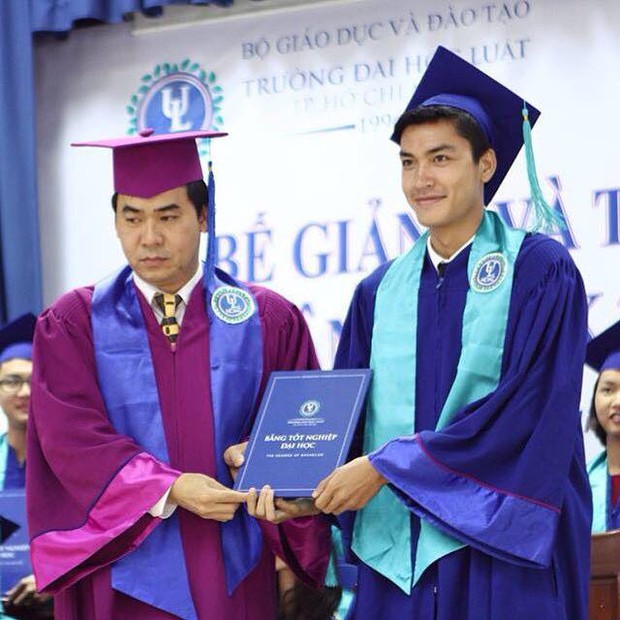 Trước khi là người mẫu, Trần Quang Đại từng đỗ 2 trường ĐH và biết 2 ngoại ngữ - Ảnh 3. Trước khi là người mẫu, Trần Quang Đại từng đỗ 2 trường ĐH và biết 2 ngoại ngữ - Ảnh 3.