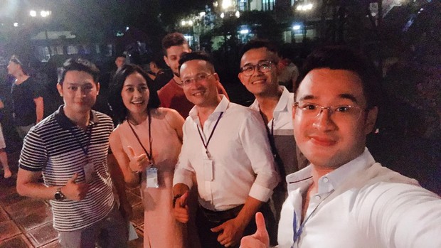 Không khí buổi luyện tập cho đêm trình diễn thời trang hiếm hoi quy tụ hơn 30 BTV Đài truyền hình Việt Nam - Ảnh 3.