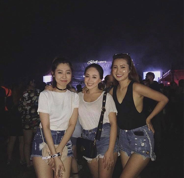 Những cô nàng sexy nhất Sài Gòn đều đi xem đêm diễn The Chainsmokers hôm qua! - Ảnh 17. Những cô nàng sexy nhất Sài Gòn đều đi xem đêm diễn The Chainsmokers hôm qua! - Ảnh 17.