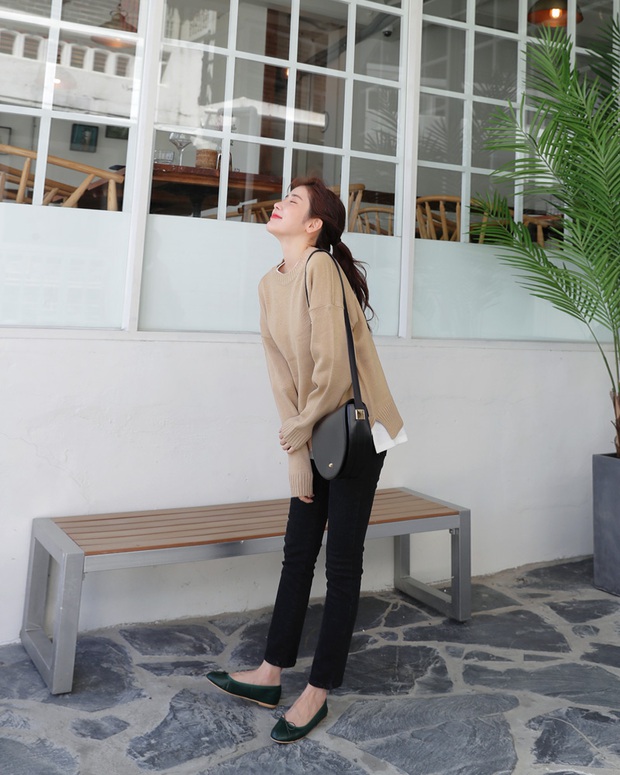 Để lên đồ mùa thu thật sang chảnh mà chẳng tốn nhiều tiền, bạn nhất định nên sắm đồ có gam màu này - Ảnh 5. Để lên đồ mùa thu thật sang chảnh mà chẳng tốn nhiều tiền, bạn nhất định nên sắm đồ có gam màu này - Ảnh 5.