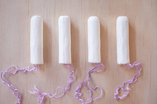 Sử dụng tampon phải biết cách chọn loại phù hợp để sử dụng dễ dàng và chống tràn hiệu quả - Ảnh 1.