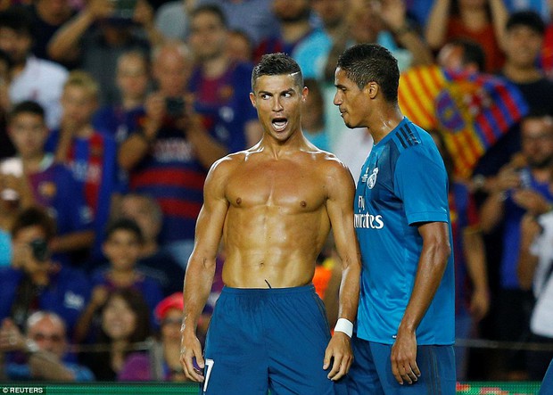 Ronaldo ghi bàn đẳng cấp, Real vùi dập Barca ở Siêu Cúp Tây Ban Nha - Ảnh 9.
