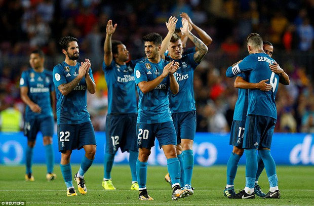 Ronaldo ghi bàn đẳng cấp, Real vùi dập Barca ở Siêu Cúp Tây Ban Nha - Ảnh 13.