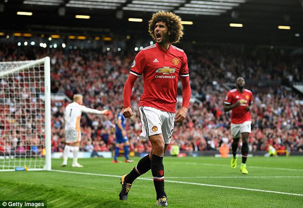 Mourinho: Tôi thấy Man Utd yếu hẳn đi khi vắng Fellaini - Ảnh 1. Mourinho: Tôi thấy Man Utd yếu hẳn đi khi vắng Fellaini - Ảnh 1.