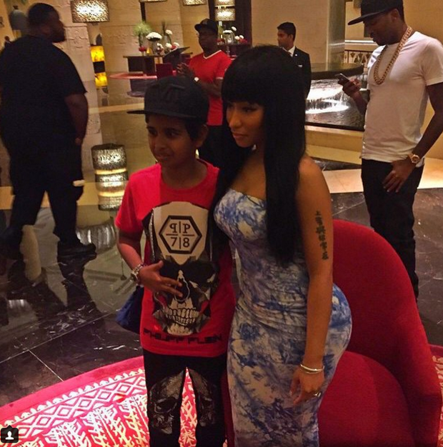 Cuộc sống toàn hàng hiệu, siêu xe, thú cưng đặc biệt và làm bạn với người nổi tiếng của cậu ấm Dubai 15 tuổi - Ảnh 6.