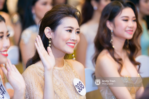 Hoàng Thùy, Mâu Thủy khoe đường cong quyến rũ cùng dàn thí sinh tại họp báo HHHVVN - Ảnh 15. Hoàng Thùy, Mâu Thủy khoe đường cong quyến rũ cùng dàn thí sinh tại họp báo HHHVVN - Ảnh 15.