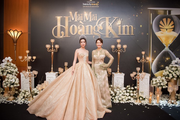 Ở tuổi 47, ngôi sao phim “Gia đình là số 1” vẫn trẻ trung và nổi bật dự sự kiện tại Việt Nam - Ảnh 3. Ở tuổi 47, ngôi sao phim “Gia đình là số 1” vẫn trẻ trung và nổi bật dự sự kiện tại Việt Nam - Ảnh 3.