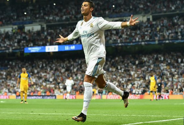 Ronaldo lập cú đúp, Real thắng 3 sao ở Champions League - Ảnh 2.