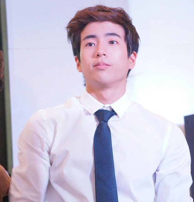 Nam chính Bad Genius được lùng sục gắt gao: Đích thị là soái ca áo trắng năm xưa chúng ta cùng theo đuổi! - Ảnh 13. Nam chính Bad Genius được lùng sục gắt gao: Đích thị là soái ca áo trắng năm xưa chúng ta cùng theo đuổi! - Ảnh 13.