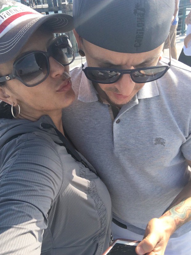 Nhìn cuộc sống gia đình hạnh phúc của Chester (Linkin Park) trước đây, chẳng ai ngờ anh sẽ rơi vào bi kịch tự tử - Ảnh 13.