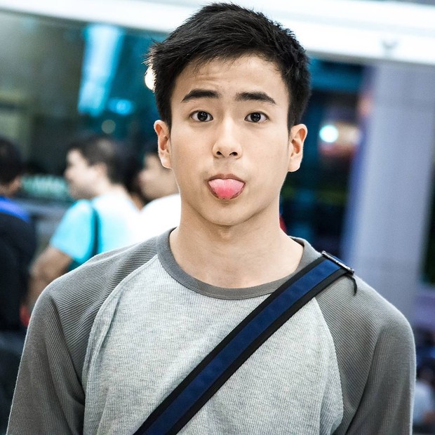 Nam chính Bad Genius được lùng sục gắt gao: Đích thị là soái ca áo trắng năm xưa chúng ta cùng theo đuổi! - Ảnh 2. Nam chính Bad Genius được lùng sục gắt gao: Đích thị là soái ca áo trắng năm xưa chúng ta cùng theo đuổi! - Ảnh 2.
