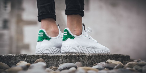 Mùa Back To School năm nay sẽ thật nhạt nếu tủ giày của bạn không có một trong những đôi sneakers sau - Ảnh 7. Mùa Back To School năm nay sẽ thật nhạt nếu tủ giày của bạn không có một trong những đôi sneakers sau - Ảnh 7.