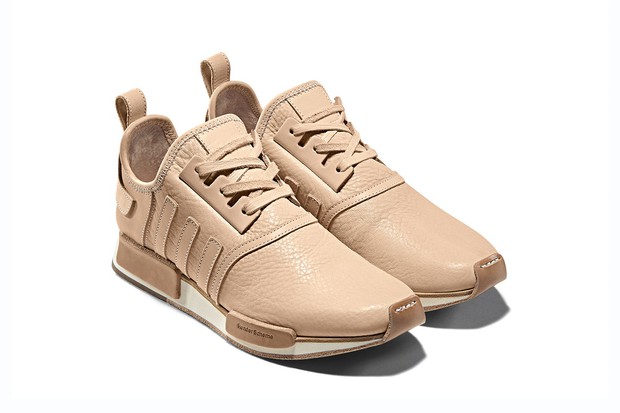 Hender Scheme x adidas Originals: Dòng collab với 3 thiết kế giày trứ danh khiến người ta muốn mua không cần suy nghĩ - Ảnh 17. Hender Scheme x adidas Originals: Dòng collab với 3 thiết kế giày trứ danh khiến người ta muốn mua không cần suy nghĩ - Ảnh 17.