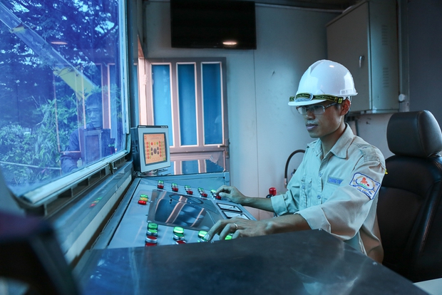 Cận cảnh quái vật thông minh ở Sài Gòn có thể hút sạch nước trên đường ngập chỉ sau 15 phút - Ảnh 12. Cận cảnh quái vật thông minh ở Sài Gòn có thể hút sạch nước trên đường ngập chỉ sau 15 phút - Ảnh 12.