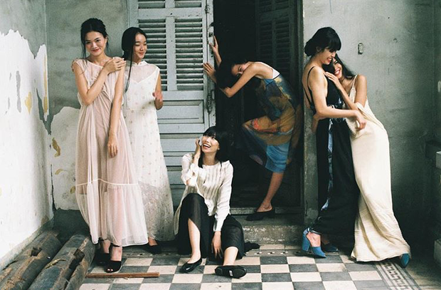 Chỉ với 5k đồng, bạn sẽ được bước ngay vào thiên đường chụp ảnh vừa lạ vừa quen của giới trẻ Sài Gòn! - Ảnh 9. Chỉ với 5k đồng, bạn sẽ được bước ngay vào thiên đường chụp ảnh vừa lạ vừa quen của giới trẻ Sài Gòn! - Ảnh 9.