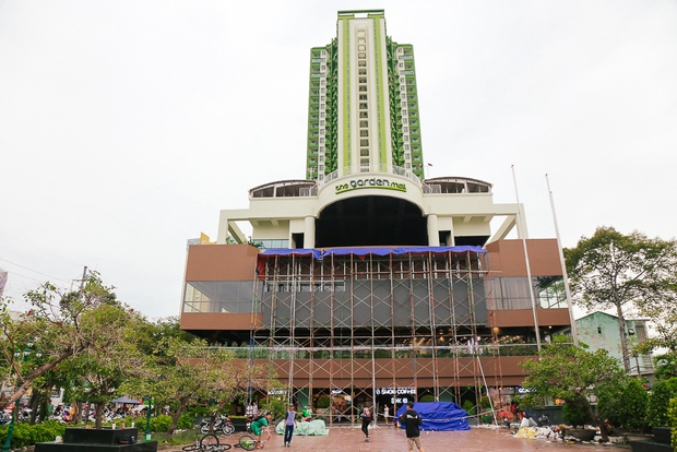 Sau 20 năm bỏ hoang với những lời đồn đoán rùng rợn, Thuận Kiều Plaza đã hồi sinh và sầm uất đến nhường này - Ảnh 2. Sau 20 năm bỏ hoang với những lời đồn đoán rùng rợn, Thuận Kiều Plaza đã hồi sinh và sầm uất đến nhường này - Ảnh 2.