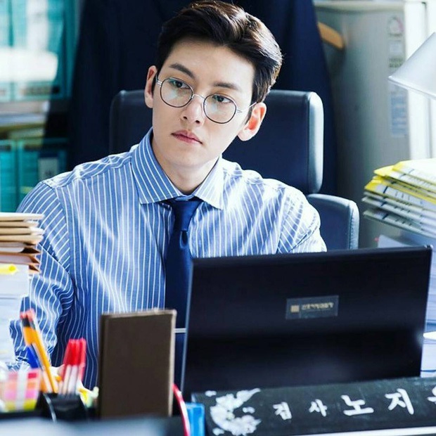 Hiếm ai như Ji Chang Wook, để kiểu tóc nào cũng xuất sắc! - Ảnh 8. Hiếm ai như Ji Chang Wook, để kiểu tóc nào cũng xuất sắc! - Ảnh 8.