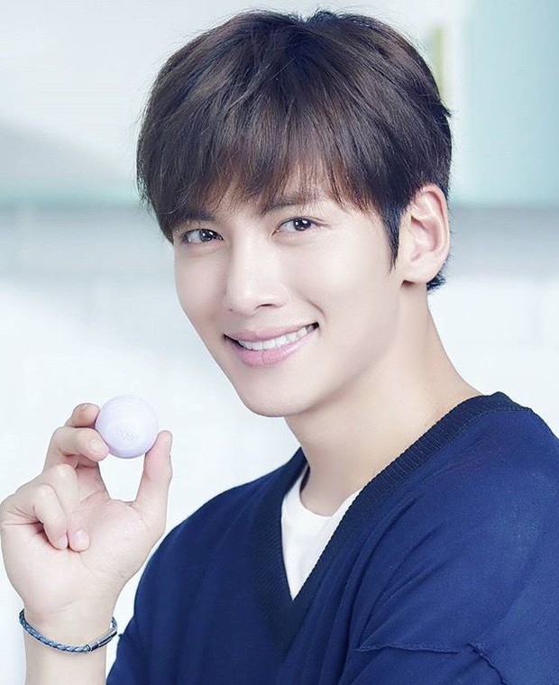 Hiếm ai như Ji Chang Wook, để kiểu tóc nào cũng xuất sắc! - Ảnh 9. Hiếm ai như Ji Chang Wook, để kiểu tóc nào cũng xuất sắc! - Ảnh 9.