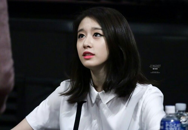 jiyeon3-1506157329491.jpg