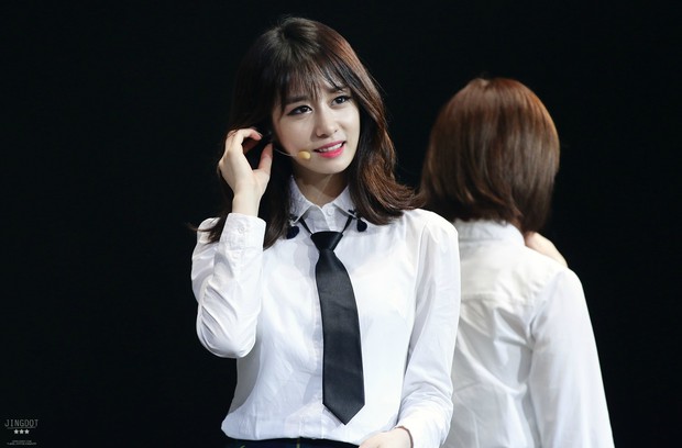 jiyeon4-1506157329490.jpg