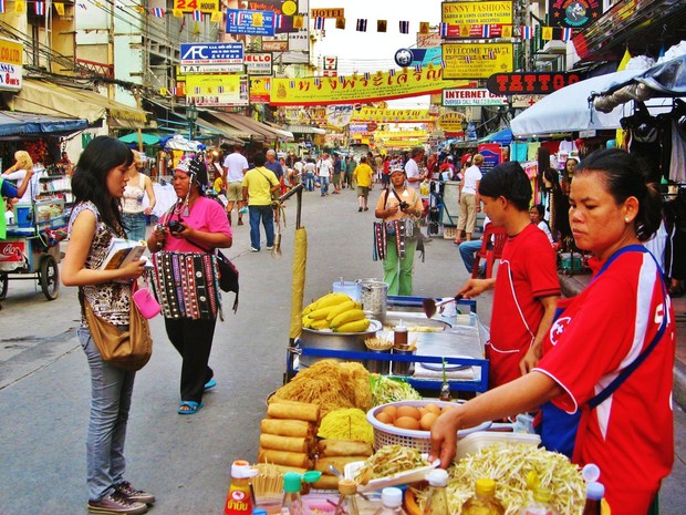 Du khách có thể bị phạt tù 10 năm nếu hút thuốc lá điện tử khi đến Thái Lan - Ảnh 1. Du khách có thể bị phạt tù 10 năm nếu hút thuốc lá điện tử khi đến Thái Lan - Ảnh 1.