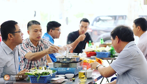 Muốn ăn ngon - bổ - rẻ thì nhất định đừng bỏ qua lẩu cua đồng Hải Phòng - Ảnh 9. Muốn ăn ngon - bổ - rẻ thì nhất định đừng bỏ qua lẩu cua đồng Hải Phòng - Ảnh 9.
