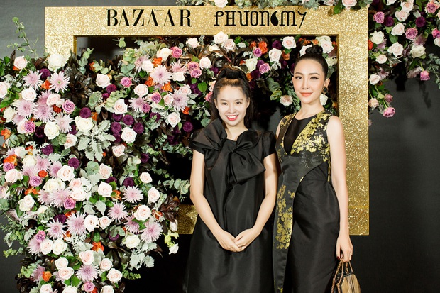 Hoàng Ku môi hồng chẳng kém các nàng Hậu, Kim Lý lịch lãm điển trai tại show diễn NTK Phương My - Ảnh 10. Hoàng Ku môi hồng chẳng kém các nàng Hậu, Kim Lý lịch lãm điển trai tại show diễn NTK Phương My - Ảnh 10.