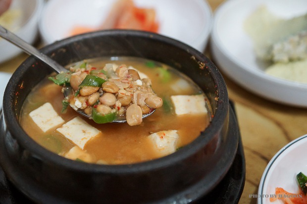 Nhìn những món ăn nổi tiếng Hàn Quốc này, đảm bảo rất nhiều người muốn... bỏ chạy - Ảnh 11. Nhìn những món ăn nổi tiếng Hàn Quốc này, đảm bảo rất nhiều người muốn... bỏ chạy - Ảnh 11.